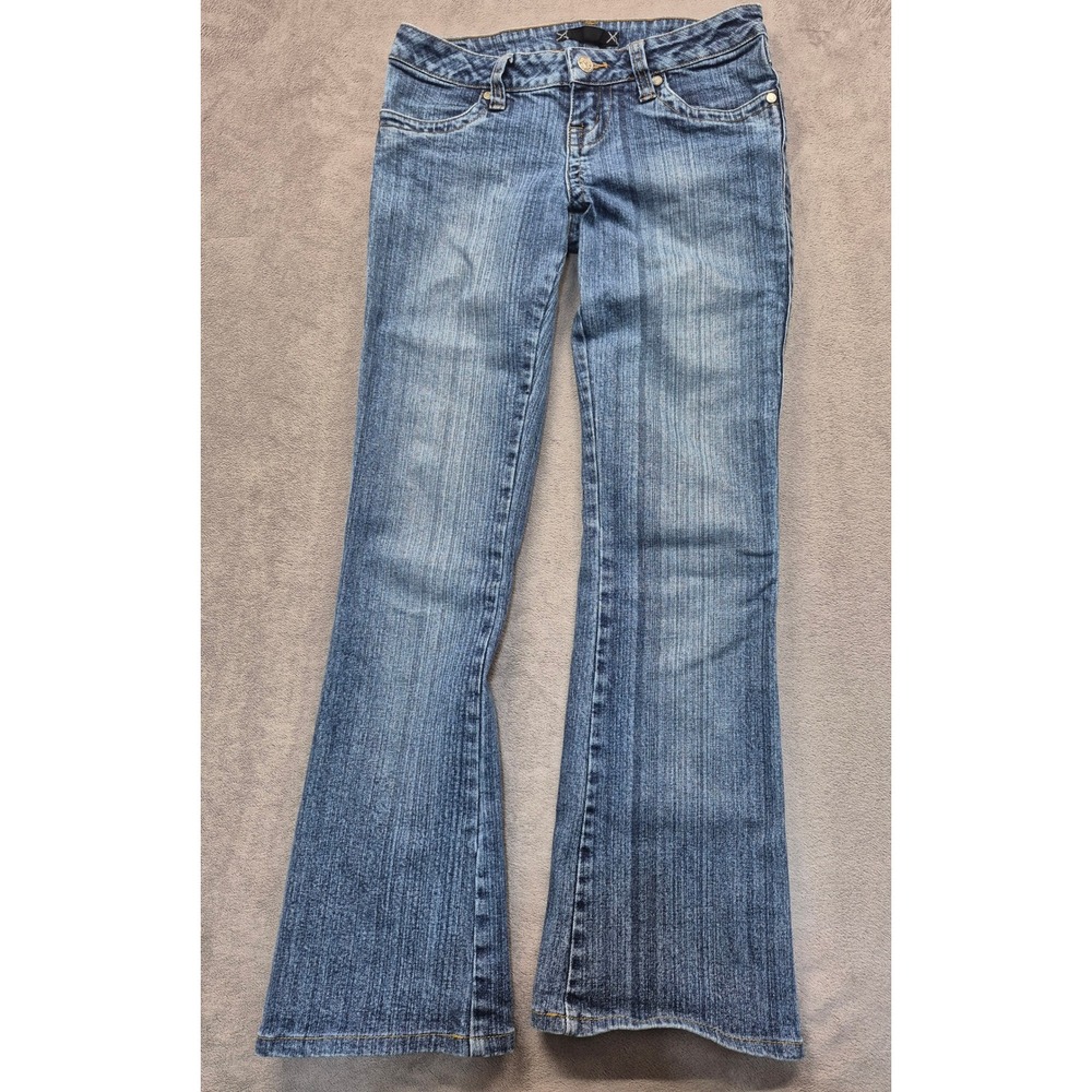 lei Women's Flare Jeans in Light Blue Denim